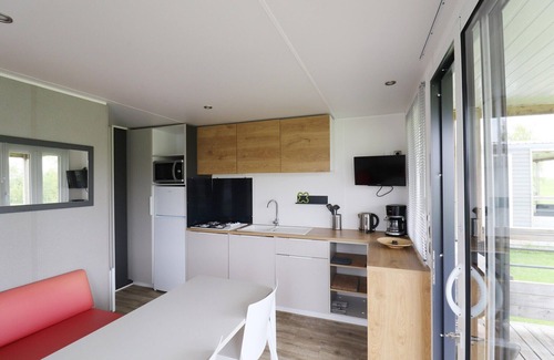Heeg House | Chalet by Hegermeer with Lake Access