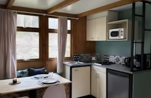 Bretagne-d'Armagnac Apartment | Chalet 'Campitel 4 Personnes 93' with Private Terrace, Private Garden and Wi-Fi