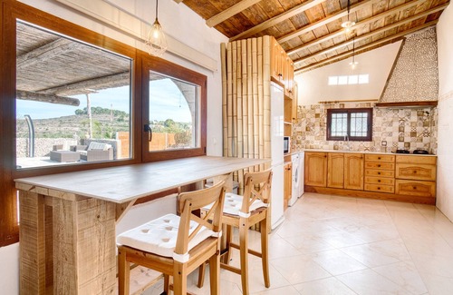 Benissa House | Chalet 'Casa Stone' with Mountain View, Private Pool and Wi-Fi