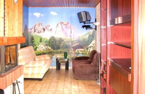 Saint-Gerons Ski Chalet | Chalet charmant à Saint-Gérons avec piscine partagée