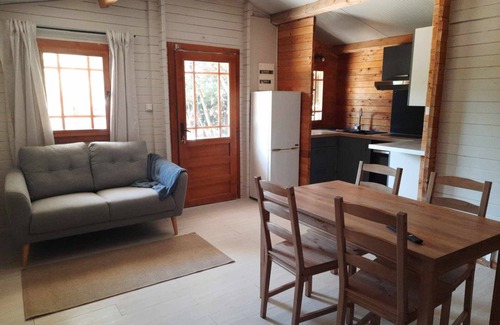 Suze-la-Rousse Ski Chalet | Chalet-Comfort-Wet room-Woodland view