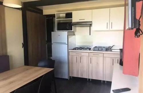 Rosans Ski Chalet | Chalet Comfort "Noumea" + CLIM 25m2 - (Modell 2) 2 Schlafzimmer + 12m2 überdachte Terrasse + TV 5 Personen