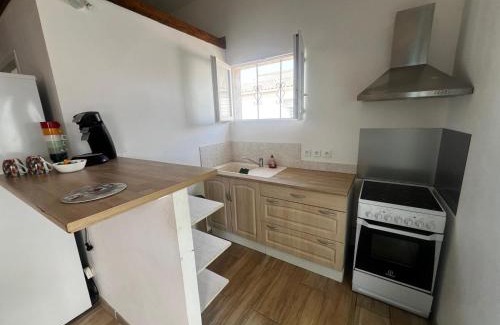 Gruissan Plage Ski Chalet | Chalet de 2 chambres à Gruissan - Terrasse, cuisine équipée, proche de la plage - FR-1-784-31