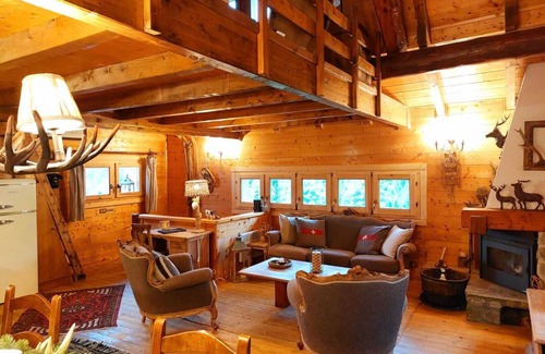 Ronco Bed & Breakfast | CHALET DEI FIORI - ROOM & APARTMENT