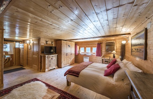 Ronco Bed & Breakfast | CHALET DEI FIORI - ROOM & APARTMENT