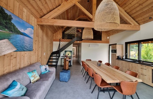 Conjux Ski Chalet | "chalet DU Port" Accès Direct au lac du Bourget Pour 10 Personnes - Exceptionnel