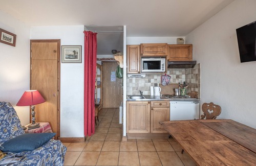 Cordon Ski Chalet | Chalet 'Face Au Mont Blanc, Plein Sud' with Mountain View, Shared Terrace and Wi-Fi