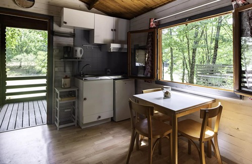 Bretagne-d'Armagnac Ski Chalet | Chalet Guzet 3 Zimmer 4 Personen