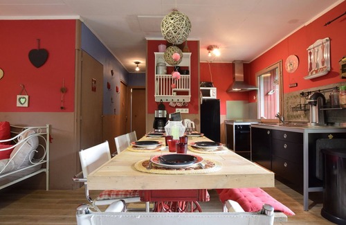 Houffalize Ski Chalet | Chalet in a green and peaceful environment.