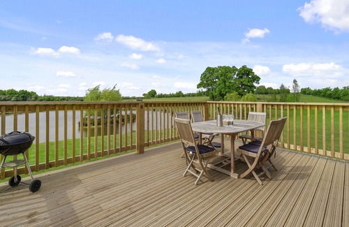 Hertford Cottage | Chalet in Hertford with Lakeview Hot Tub