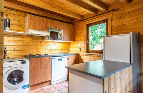 Morillon Apartment | Chalet in Morillon with Heated Pool