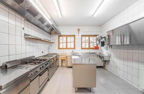Neustift Im Stubaital House | Chalet in Stubaital by Ski Slope & Sauna