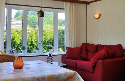 Oostvoorne Ski Chalet | Chalet Ketjil