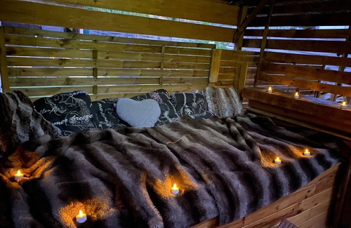 Urbes Ski Chalet | Chalet Kota Lovers N'est