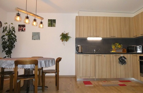 Grindelwald Apartment | Chalet La Muntaniala by Interhome