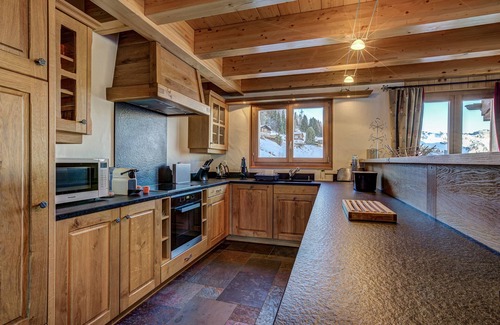 La Tzoumaz Ski Chalet | Chalet le Grand Ours - Jacuzzi Sauna Views Ski-In Ski-Out - La Tzoumaz, 4 Vallees