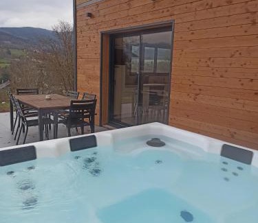 Ban-de-Laveline Ski Chalet | Chalet Le Nid Douillet avec jacuzzi et sauna privatifs