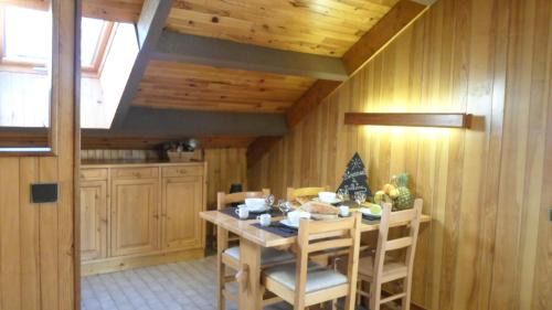 Valloire Apartment | Chalet Les Gentianes