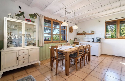 Montreal Ski Chalet | Chalet 'Mariti' with Sea View, Private Terrace and Wi-Fi