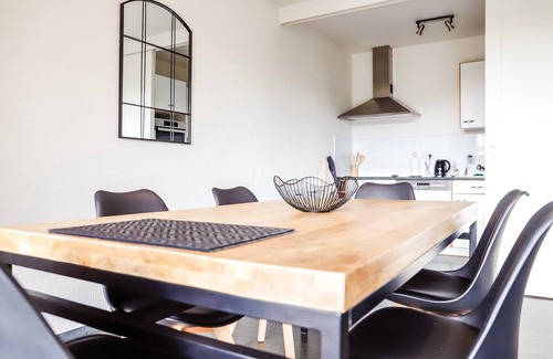 Barvaux Apartment | Chalet near Durbuy with Pool & Nature Trails