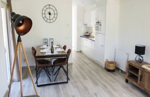 Biddinghuizen Ski Chalet | Chalet near Lake Veluwemeer