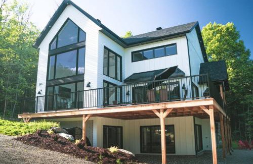 Saint-Philemon Ski Chalet | Chalet Oasis - Spa and Incredible view