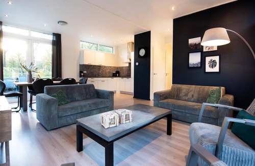 Zorgvlied Ski Chalet | Chalet on a beautiful park in Drenthe