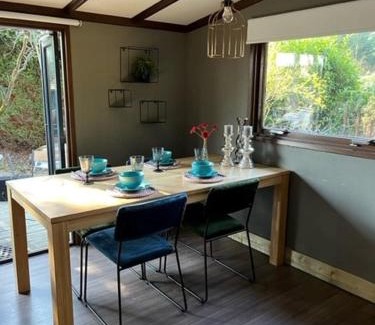Hoevelaken House | Chalet op park met prive water in Hoevelaken