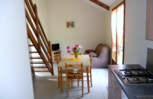 Meslay-du-Maine Ski Chalet | Chalet Saint-Denis-du-Maine, 3 pièces, 4 personnes - FR-1-600-90