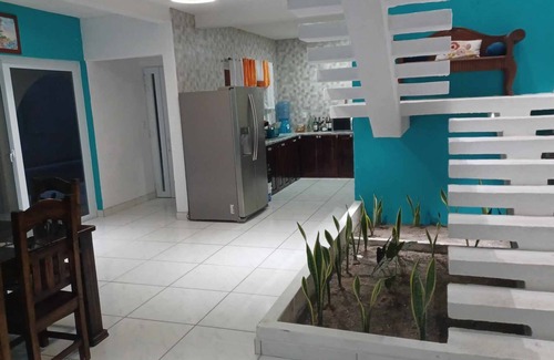 Puerto Quetzal Ski Chalet | Chalet san Marino Playa Privada y Cancha Boliball