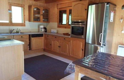 La Chapelle-d'Abondance Ski Chalet | Chalet, wifi, terrace, balcony, fireplace or stove, parking, tv, ski locker, 120m²