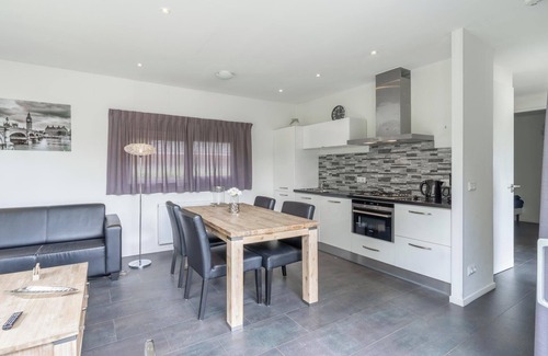 Langeberg House | Chalet with 2 bedrooms and a dishwasher