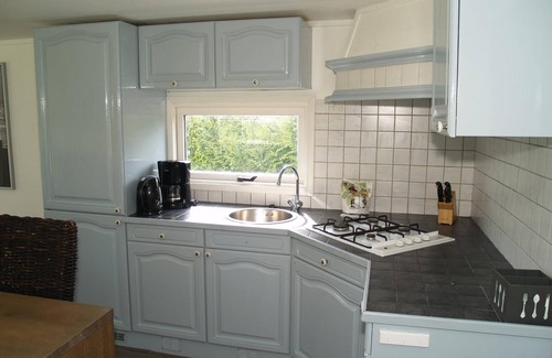 Susteren House | Chalet with 2 bedrooms and patio