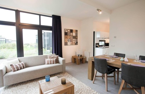 Belfeld House | Chalet with 2 bedrooms and a terrace
