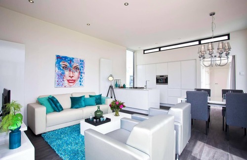 Nijkerk House | Chalet with 3 bedrooms and a terrace