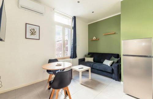 Les Poulettes Apartment | Chaleureux appartement T2 au calme et climatisé proximite centre lyon
