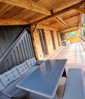Horni Jindrichov House | Chalupa Konírna