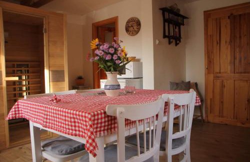 Mnichovo Hradiste Apartment | Chalupa pod zámkem