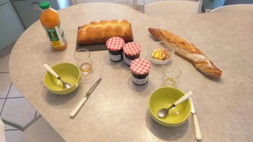 Aurillac Bed & Breakfast | chambre avec petit-déjeuner #1