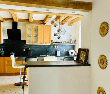 Beaumont-du-Gatinais House | Chambre Cosy avec salle de bain privée