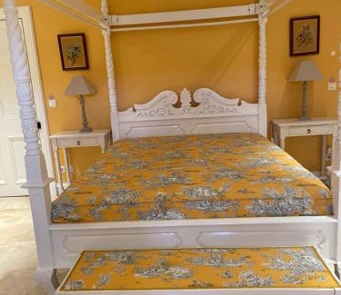 Euzet-les-Bains Bed & Breakfast | Chambre d'Hôte Couguiolet - avec piscine