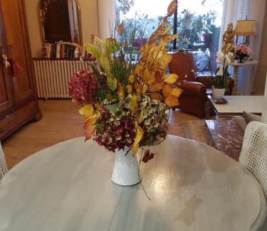 Lacrouzette Bed & Breakfast | Chambre d'hôtes chez Claude Bardou