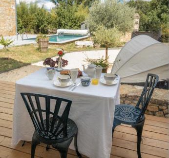 Venejan Bed & Breakfast | Chambre d'hôtes de la Savonnerie