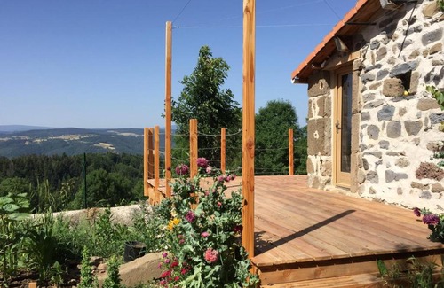 Siaugues-Sainte-Marie House | Chambre d'hôtes privative Au creux du nid
