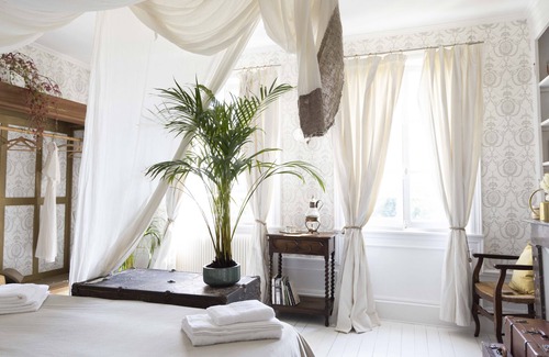 Quesnoy-le-Montant Bed & Breakfast | Chambre Dhôtes au Château Le Bas Bleu, Anaïs Nin
