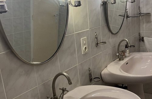 Labastidette Bed & Breakfast | Chambre Indépendante