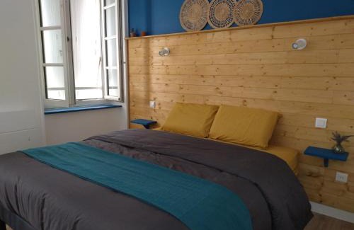 Nerondes Bed & Breakfast | Chambre Nérondes double Le Lion d Or