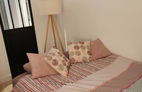Velizy-Villacoublay Bed & Breakfast | Chambre Privée Dans Appartement Rénové
