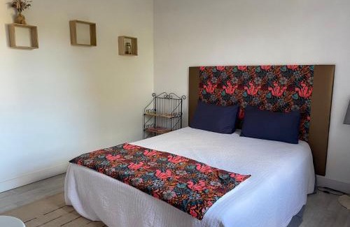 Saint-Morillon Bed & Breakfast | Chambres d'Elisa