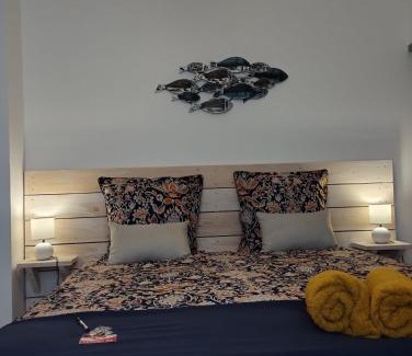 Saint-Michel-en-l'Herm Bed & Breakfast | Chambres d 'Hotes Le Logis de la Palle
